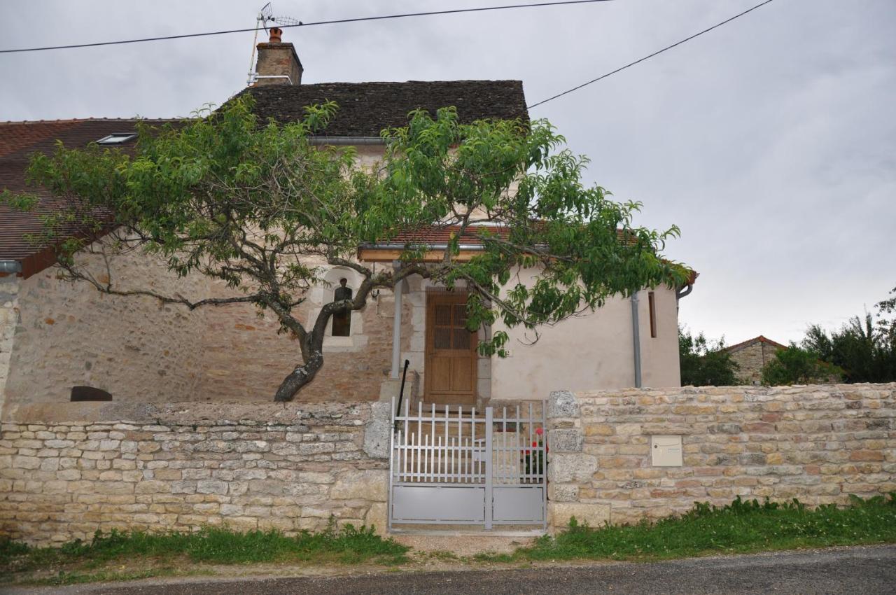 Gite De La Chapelle Saint-Boil エクステリア 写真